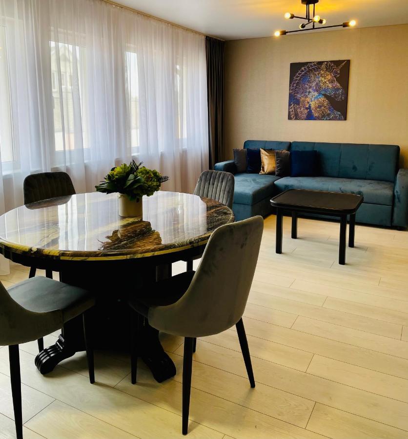 Ly Apartamentai
