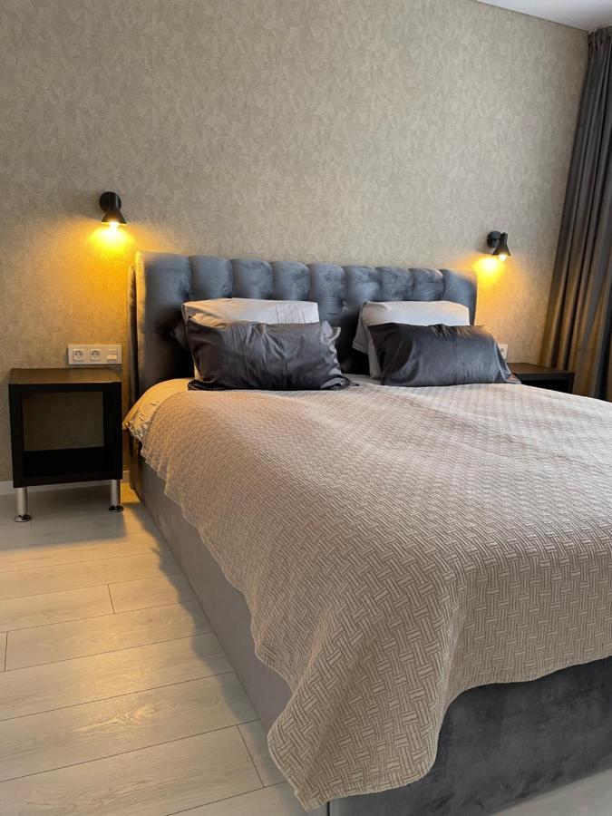 Ly Apartamentai *