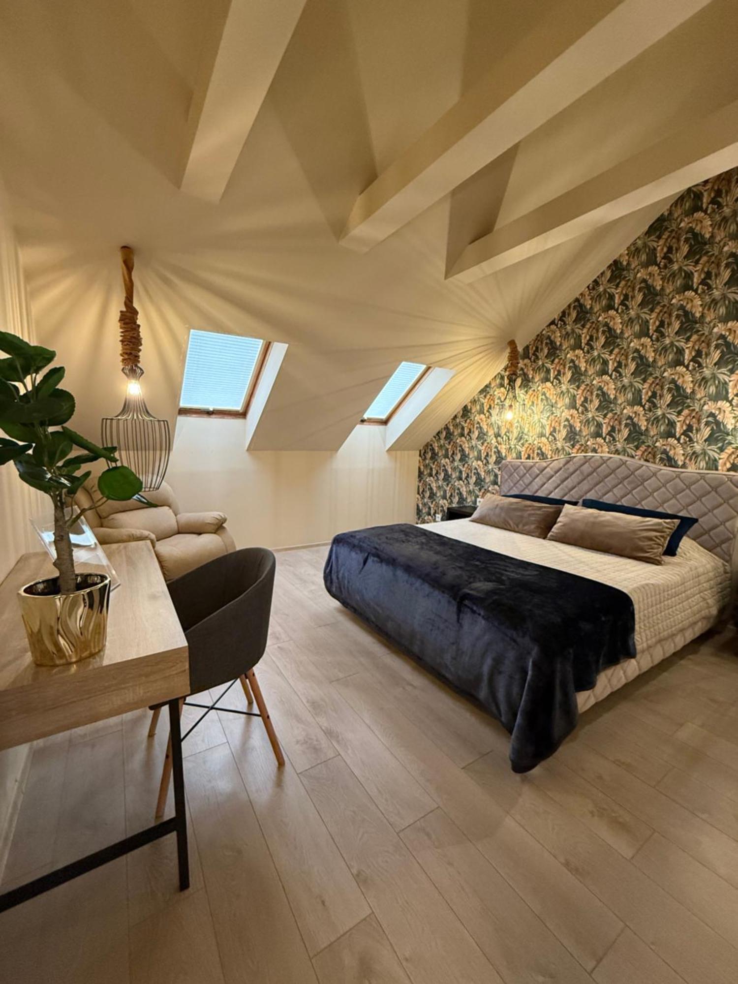 Ly Apartamentai