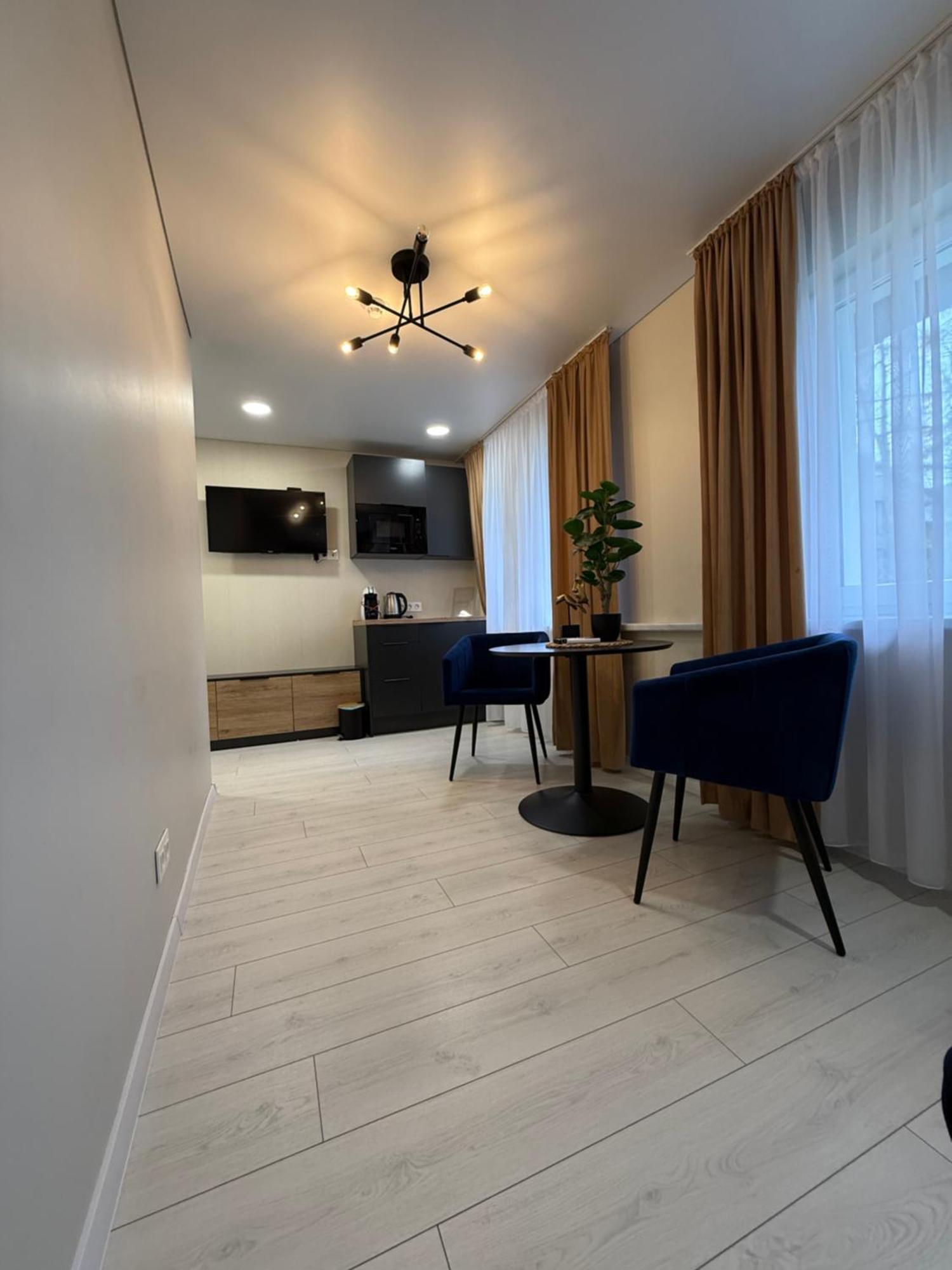 Ly Apartamentai Apartment *